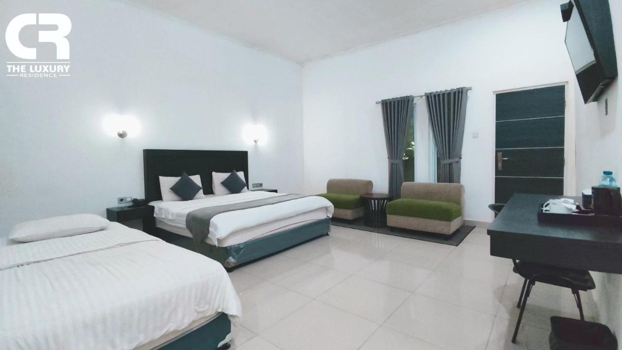 Charaka Residence Banjarnegara Eksteriør bilde
